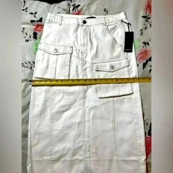 #134 NWOT Forever 21 Belted Twill Utility Skirt Size XL White/tan stitching. - Picture 6 of 10